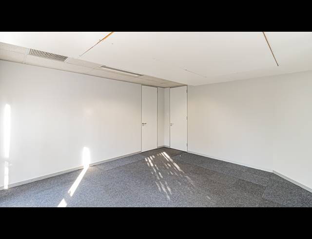 822M² OFFICE TO LET IN PARKTOWN